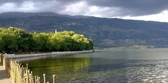 Ελεύθεροι με όρους οι τρεις νεαροί που κατηγορούνται ότι έριξαν έγκυο στη λίμνη Ιωαννίνων