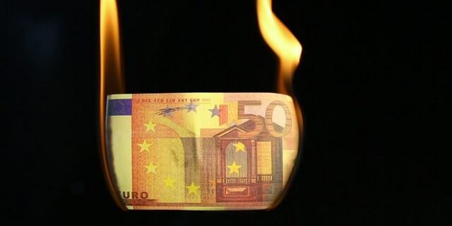 Τι είναι 100 εκατομμύρια; Τα χάνω και φεύγω