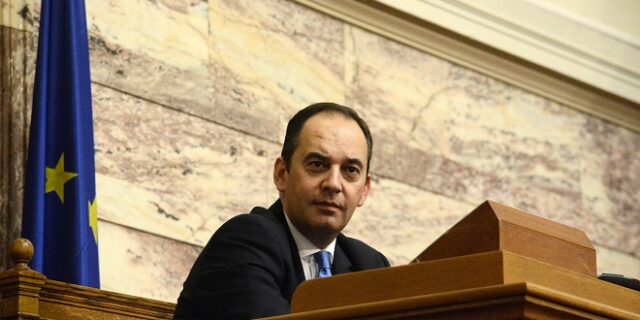 Πλακιωτάκης: Σε πολιτικό βέρτιγκο κυβέρνηση και Γεροβασίλη. Νομίζουν ότι μιλούν σε ιθαγενείς