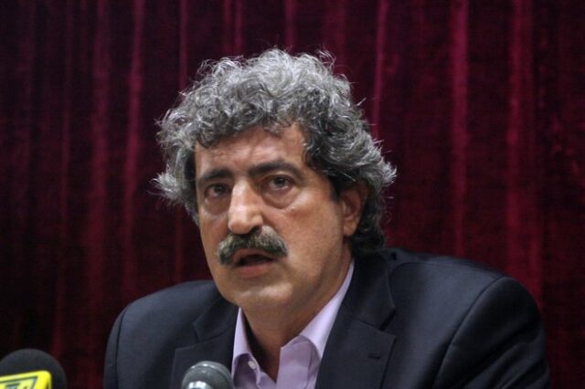 Σόου Πολάκη σε Συνέντευξη Τύπου: Καβγάδισε με δημοσιογράφο και είπε τον HIV… Χιβ