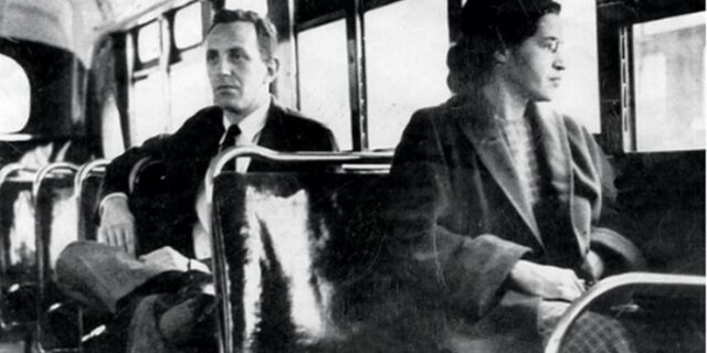 Μηχανή του Χρόνου: Ρόζα Παρκς, η μαύρη που αρνήθηκε να σηκωθεί, για να καθίσει λευκός