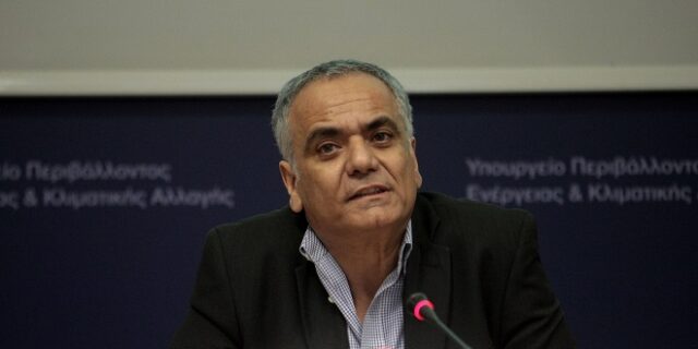 Σκουρλέτης: Η παρουσία του ΔΝΤ επιδρά αρνητικά στα εργασιακά και στο ασφαλιστικό