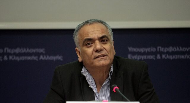 Σκουρλέτης: Η κυβέρνηση θα αγωνιστεί σκληρά για το ασφαλιστικό
