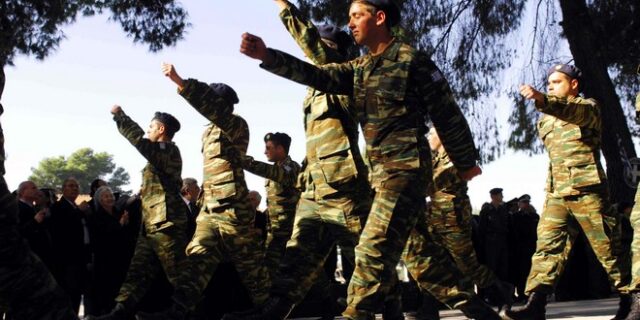 Στρατός: Νέο σύστημα μοριοδότησης για τις μεταθέσεις