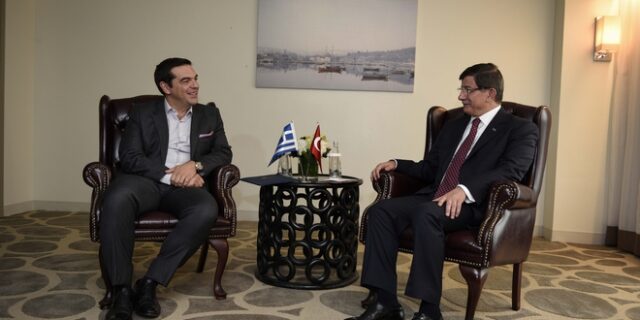 Συνάντηση Τσίπρα- Νταβούτογλου την Πέμπτη με φόντο προσφυγικό και ρωσοτουρκική ένταση