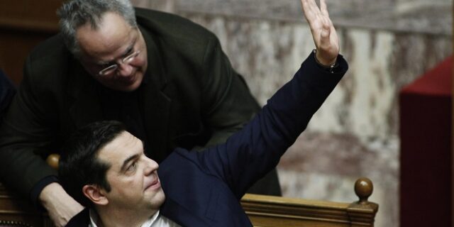 Η αλήθεια που βραχυκυκλώνει την κυβερνητική προπαγάνδα