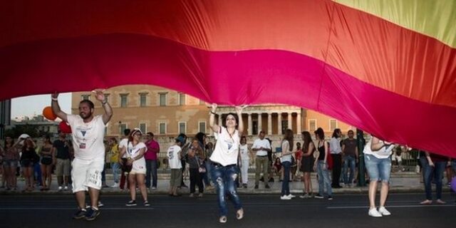 Τι προβληματίζει τους βουλευτές της ΝΔ στο σύμφωνο συμβίωσης