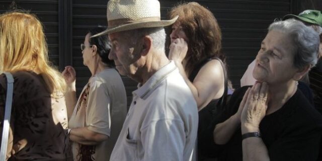 Ρομπόλης: Σύνταξη 500 ευρώ για 20ετή εργασία θέλουν οι δανειστές
