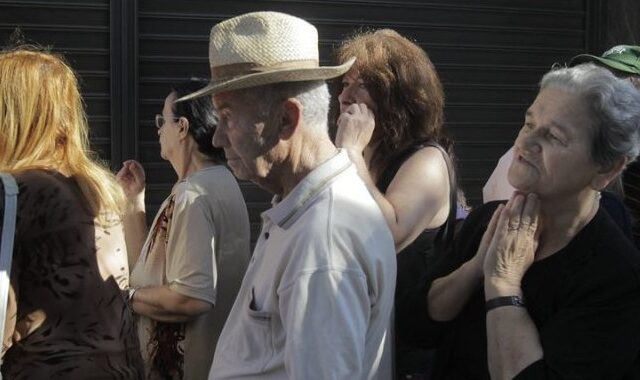 Ρομπόλης: Σύνταξη 500 ευρώ για 20ετή εργασία θέλουν οι δανειστές