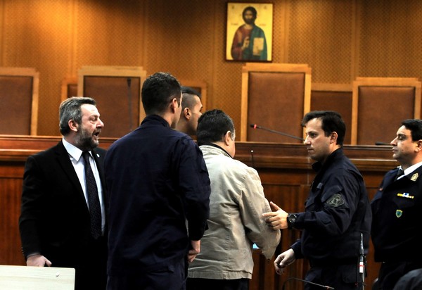 Καθυστέρηση στη δίκη της Χρυσής Αυγής