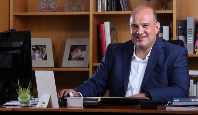 Υποτροφία «Ζαχαρίας Πιπερίδης» από την COSMOTE