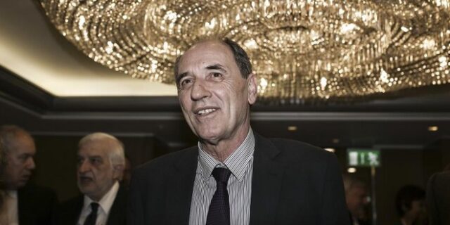 Αμηχανία στην κυβέρνηση για τα ξεχασμένα ακίνητα του Σταθάκη