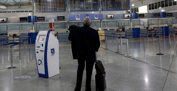 Κλειστά 35 αεροδρόμια της χώρας. Ποιες πτήσεις ακυρώνονται