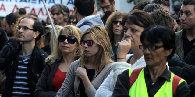 Ασφαλιστικό: Το γαϊτανάκι παραδειγμάτων για τις συντάξεις
