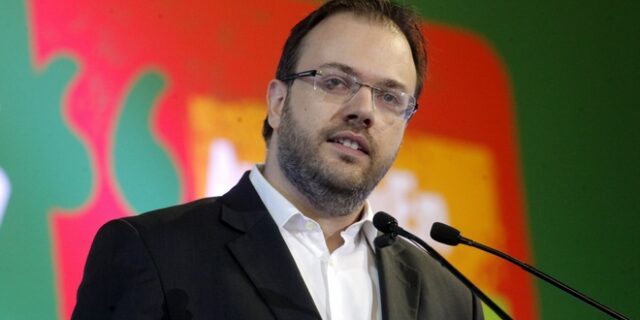 Θεοχαρόπουλος: Η ΔΗΜΑΡ δεν είναι πάγκος ούτε του Τσίπρα ούτε του Μητσοτάκη