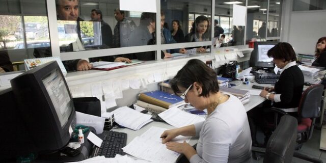 ΥΠΕΣ κατά δημάρχων για την καθυστέρηση των… δύο χρόνων: Επιλέξτε εδώ και τώρα προϊσταμένους