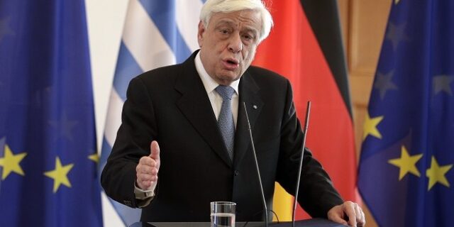 Το θέμα της αναδιάρθρωσης του ελληνικού χρέους έθεσε ο Παυλόπουλος στον Ντράγκι