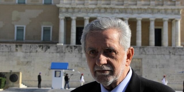 Θοδωρή, το λιμάνι έφυγε!