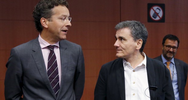 Αξιολόγηση: Τη χρυσή τομή ανάμεσα στους μήνες και τις εβδομάδες θα αναζητήσουν Τσακαλώτος – Ντάισελμπλουμ