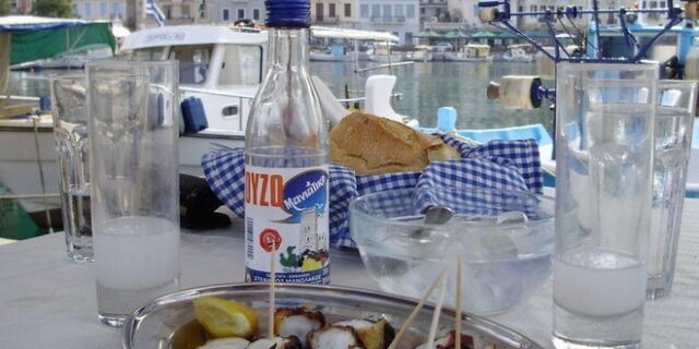 Διατήρηση χαμηλού ΦΠΑ στα νησιά με μεταναστευτικές πιέσεις εξετάζει η κυβέρνηση