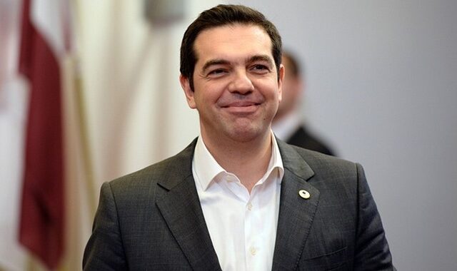 Guardian: Οδύσσεια η έξοδος της Ελλάδας από την κρίση
