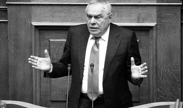 Αθώοι συγγενείς Γιακουμάτου