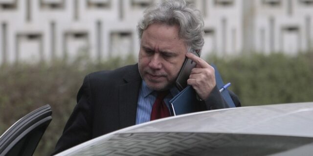 Μετρούν ώρες για την επιστροφή των δανειστών στην Αθήνα