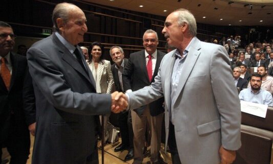 Τηλεφωνική επικοινωνία Μεϊμαράκη με Κωνσταντίνο Μητσοτάκη