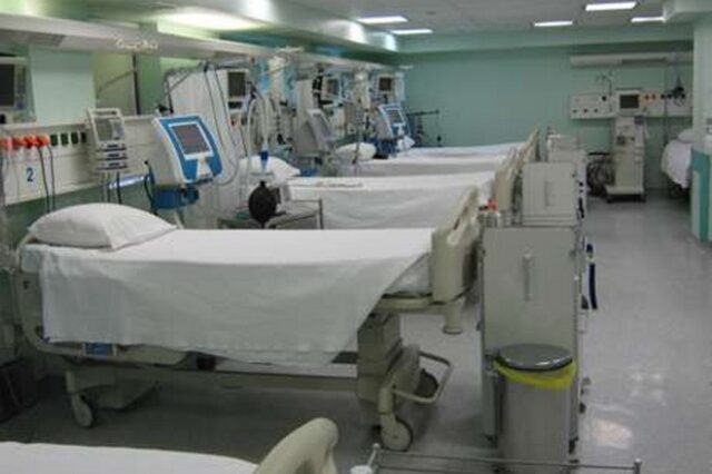 Ενισχύονται με 100 γιατρούς και 400 νοσηλευτές οι ΜΕΘ των δημόσιων νοσοκομείων