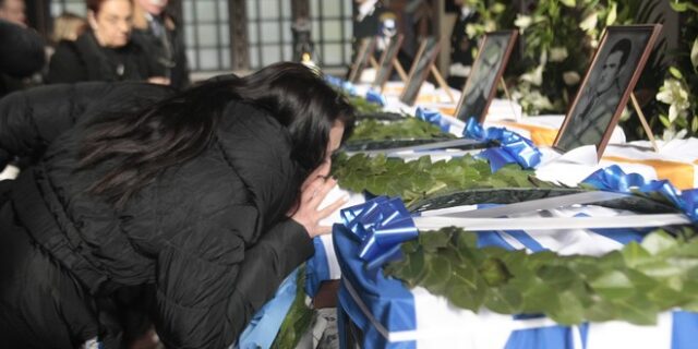 Στην Αθήνα τα λείψανα έξι πεσόντων στρατιωτικών στην Κύπρο