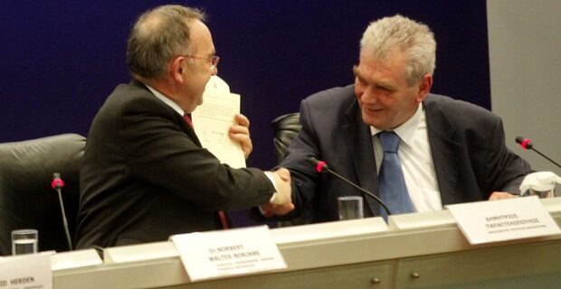 Παπαγγελόπουλος: Κάποιος που δεν θέλει να διαβάσει τη διάταξη, προβάλλει αντιρρήσεις
