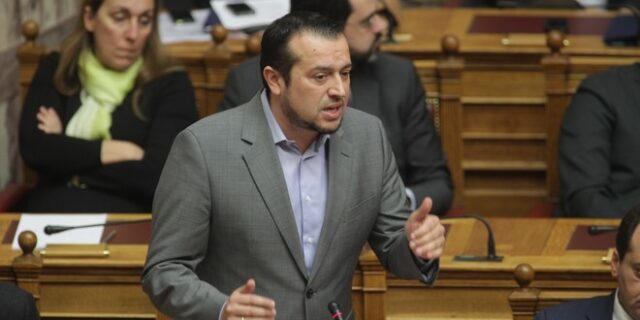Με 153 «ναι» έναντι 101 «όχι» υπερψηφίστηκε η τροπολογία για τις τηλεοπτικές άδειες