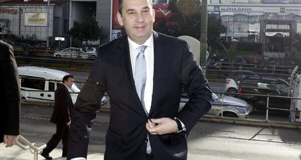 Πλακιωτάκης: Να σταθούμε όλοι αρωγός στον Κυριάκο Μητσοτάκη