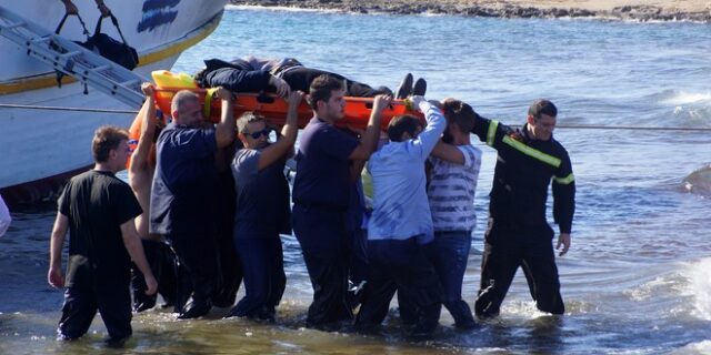 Μουζάλας: Μας ζήτησαν στρατόπεδο 300.000 προσφύγων στην Αθήνα και ‘push back’ στη θάλασσα
