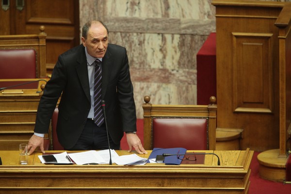 Σταθάκης: Δίνουμε μάχη για να κρατήσουμε την ΕΒΖ ανοιχτή