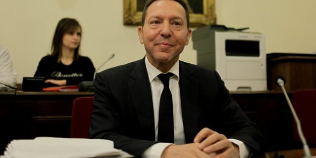 Στουρνάρας: Αισιοδοξία, αλλά όχι επανάπαυση