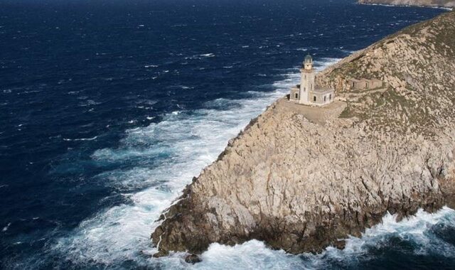 Ακυβέρνητο λόγω μηχανικής βλάβης φορτηγό πλοίο δυτικά του Ακρωτηρίου Ταίναρου