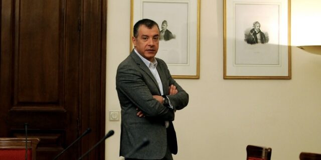 Ποτάμι για ασφαλιστικό: Δημόσιες σχέσεις άνευ ουσίας οι συναντήσεις Κατρούγκαλου
