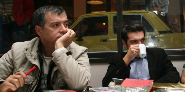 Θεοδωράκης: Ειρωνεία ο Τσίπρας να δηλώνει κεντροαριστερός, κυκλοφορώντας αγκαζέ με τον Καμμένο