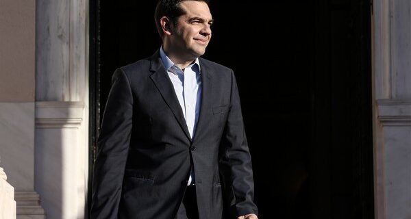 Υπό τον συντονισμό του υπ. Άμυνας τα hotspots σε 5 νησιά