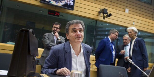 Ο Τσακαλώτος στη Ρώμη. Μπαίνει στην αρένα της διαπραγμάτευσης. Όχι νέα μέτρα, ναι σε ελάφρυνση χρέους