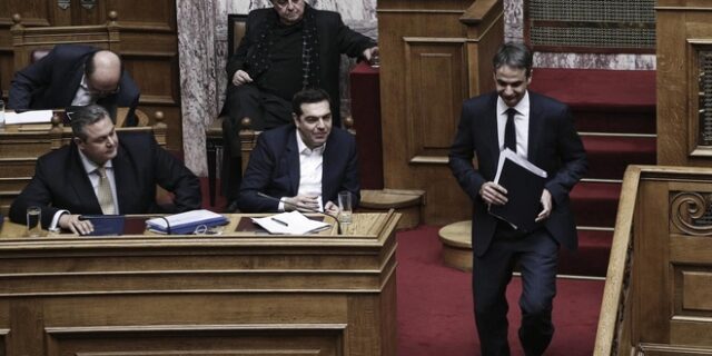 Ασφαλιστικό: Μάχη στα έδρανα, πόλεμος διαρροών και πόλωση