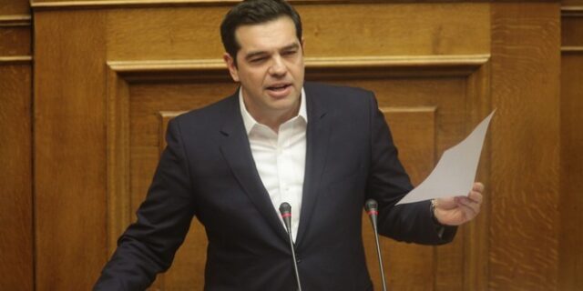 ‘Γιαλαντζί μεταρρυθμιστή’ και ‘ακραία νεοφιλελεύθερο’ αποκάλεσε τον Κυριάκο ο Τσίπρας