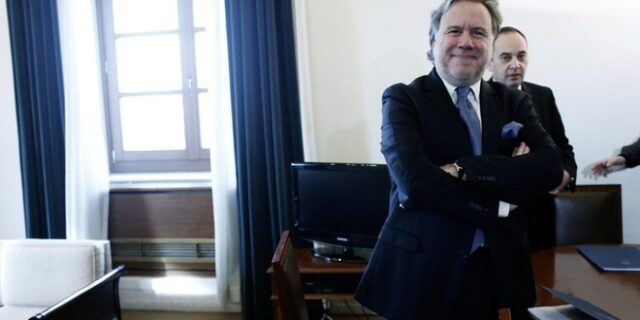 Ανοιχτή η πόρτα του Κατρούγκαλου στα κόμματα κατά τη διαπραγμάτευση για το ασφαλιστικό
