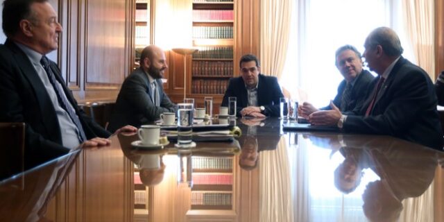 Τι πρότεινε ο Τσίπρας στους επιστημονικούς φορείς: “Πρέπει να βρούμε λύσεις για τους πιο αδύναμους”