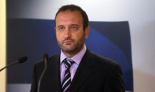 Πρόεδρος ΟΕΕ στο ΝEWS 247: Κεφαλικός φόρος η αύξηση των ασφαλιστικών εισφορών για τους ελεύθερους επαγγελματίες