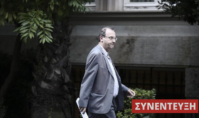 Στρατούλης στο NEWS 247: Η κυβέρνηση δεν σώζει, αλλά καταστρέφει την κοινωνική ασφάλιση και τις συντάξεις