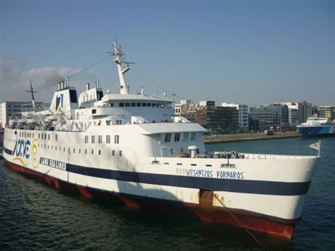 Στο λιμάνι Κισσάμου Χανίων προσέκρουσε το Βιτσέντζος Κορνάρος