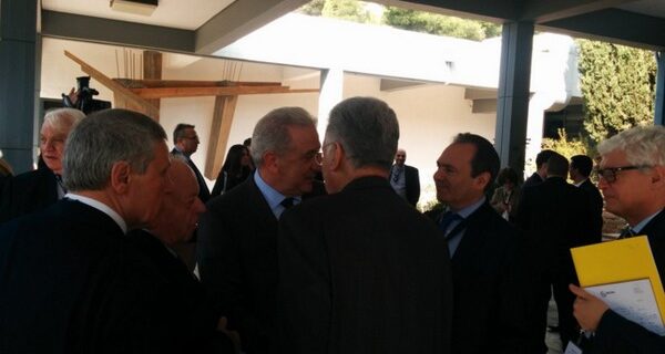 Αβραμόπουλος: Δοκιμάζεται η ενότητα της Ευρωπαϊκής Ένωσης, οι αξίες και οι αρχές της