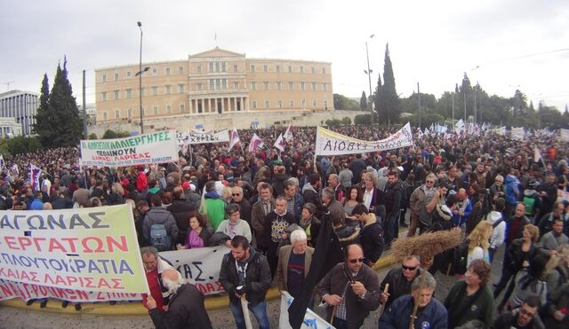 Επιστροφή στα μπλόκα για τους αγρότες. Καθοριστική η επόμενη εβδομάδα